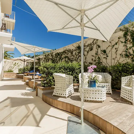 The Pelican & - Adults Only 4*