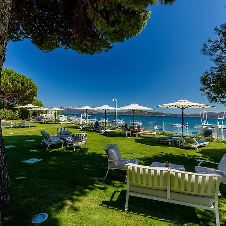 The Pelican & - Adults Only 4*