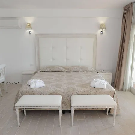 فندق The Pelican & - Adults Only أولبيا