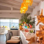 The Pelican & - Adults Only Hotell