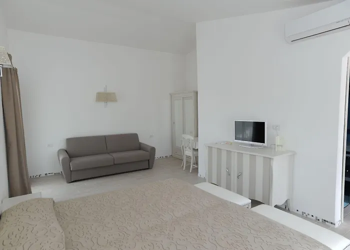 The Pelican & - Adults Only 4*